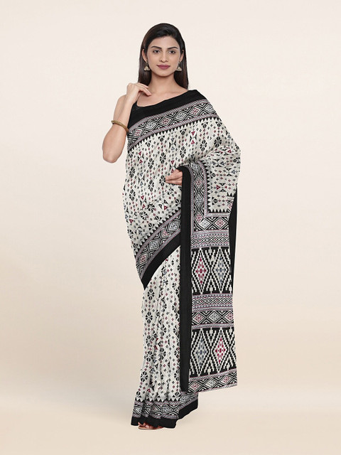 

Pothys Off White & Black Printed Saree