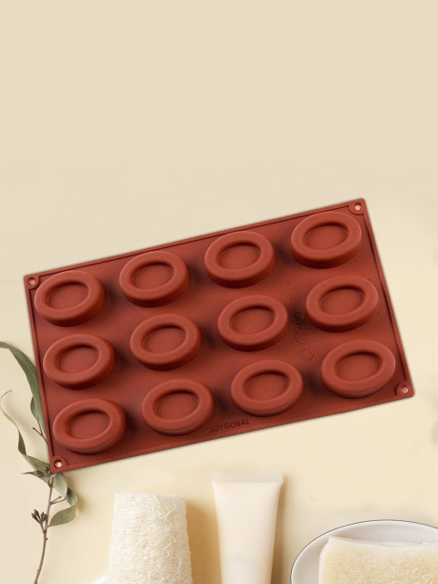 

JoyGlobal Brown Solid Oval Silicone Baking Mould