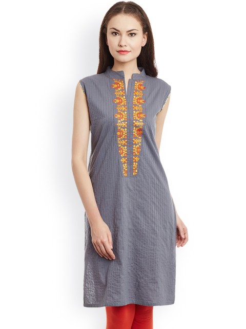 

AgrohA Women Grey Solid Straight Kurta