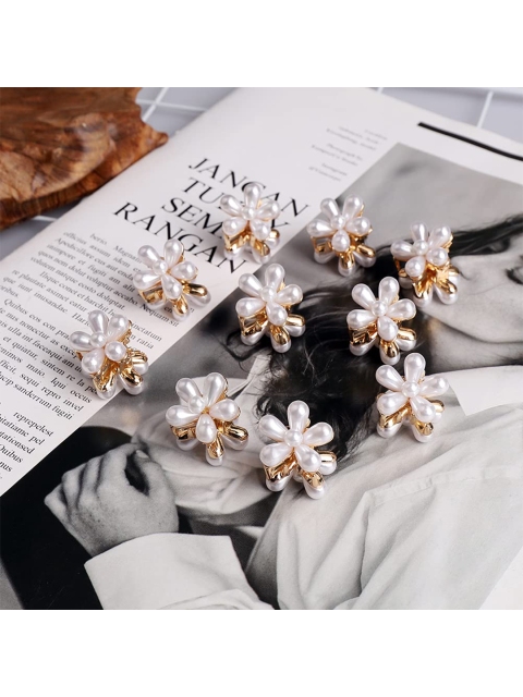 

VAGHBHATT Women Gold-Toned & White Claw Clip