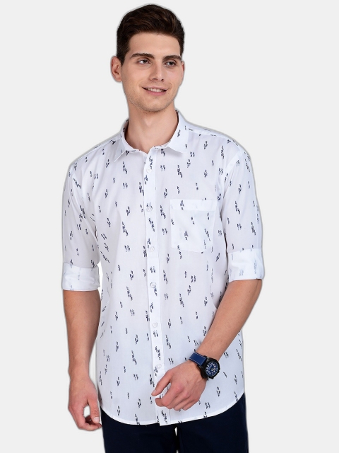 

SORATIA Men White Slim Fit Striped Casual Shirt