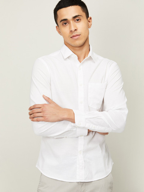 

CODE by Lifestyle Men White Standard Casual Shirt