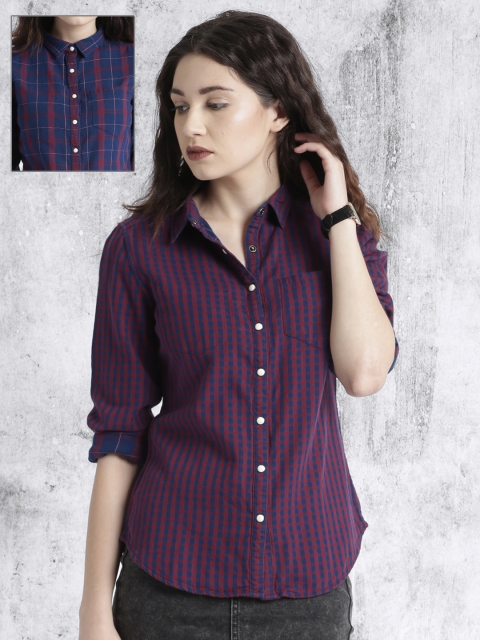 

Roadster Navy & Maroon Checked Reversible Shirt, Navy blue