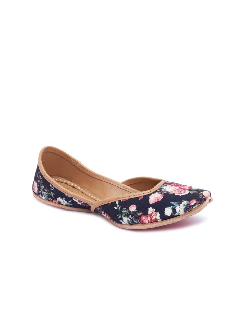 

Holii Women Black Printed Leather Ethnic Mojaris Flats