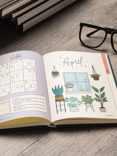 

HOUSE OF EDI Teal-Blue Checked Annual Planner 2022