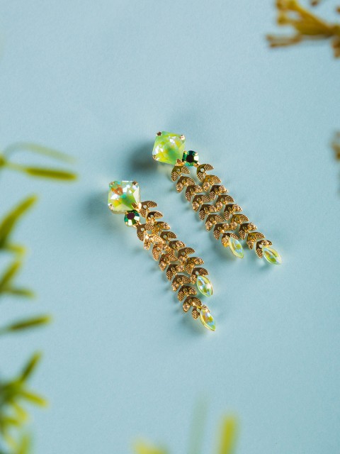 

Ishhaara Green & Gold-Toned Spherical Studs Earrings