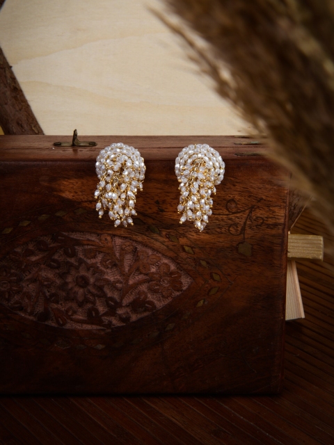 

D'oro White Contemporary Drop Earrings