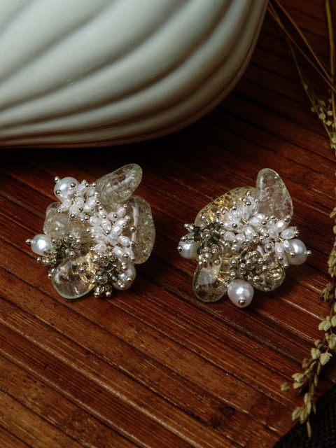 

D'oro White & Gold-Toned Contemporary Studs Earrings