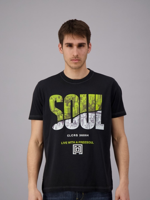 

FREESOUL Men Black Typography Printed T-shirt