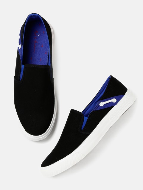 

Mast & Harbour Men Black Solid Slip-On Sneakers