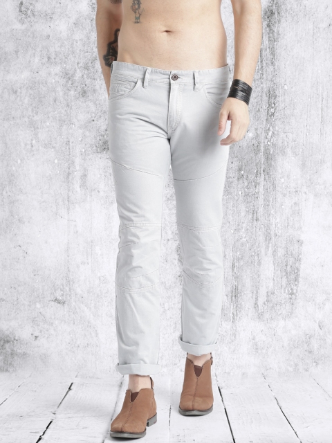 

Roadster Men Grey Regular Fit Solid Chinos