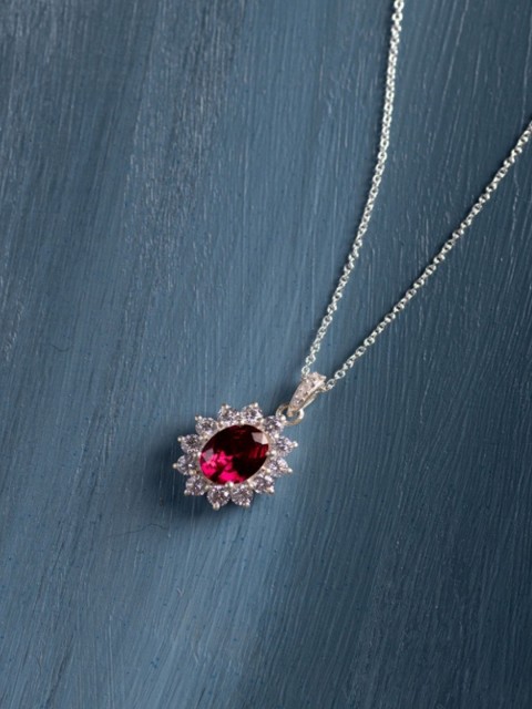 

Hiara Jewels Women Rhodium-Plated White CZ-Studded Pendant With Chaint, Silver