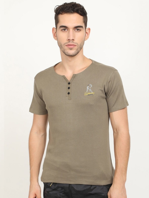 

V2 Value & Variety Men Green Henley Neck Extended Sleeves T-shirt