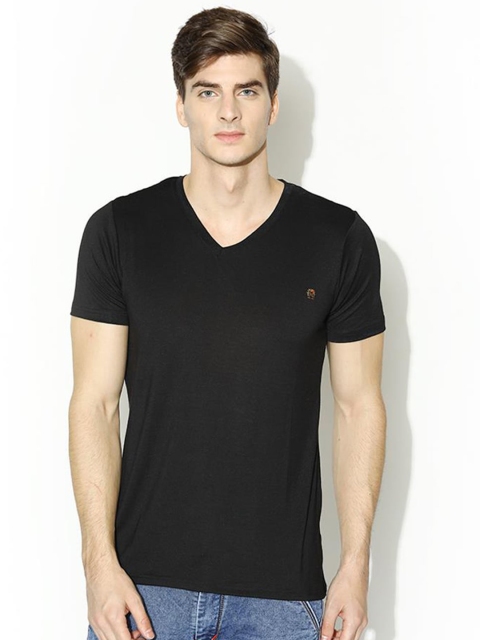 

V2 Value & Variety Men Black V-Neck T-shirt