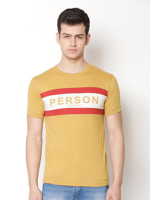 

V2 Value & Variety Men Brown Applique T-shirt