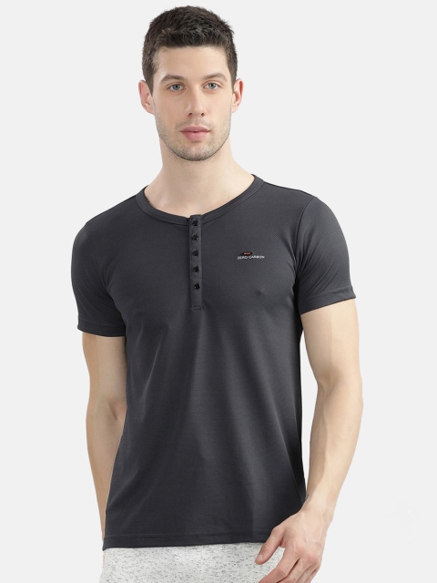 

V2 Value & Variety Men Grey Henley Neck T-shirt