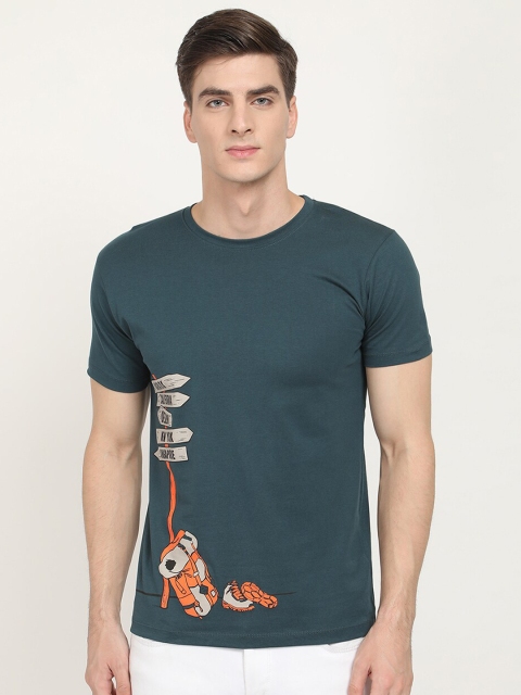 

V2 Value & Variety Men Green Colourblocked T-shirt