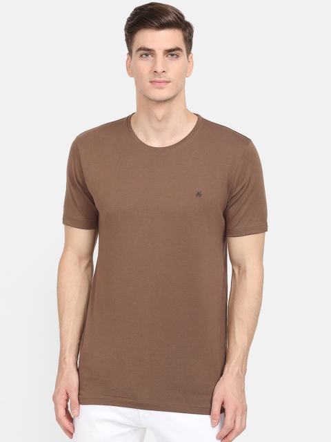 

V2 Value & Variety Men Brown T-shirt