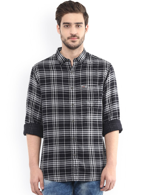 

SPYKAR Men Black Slim Fit Checked Casual Shirt