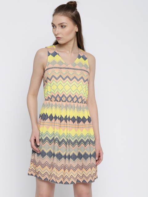 

Vero Moda Multicoloured Printed Fit & Flare Dress, Multi
