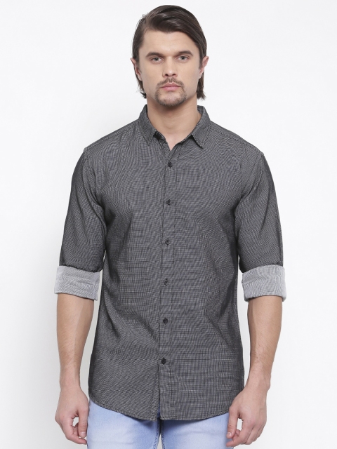 

SPYKAR Men Black & White Regular Fit Self Design Casual Shirt