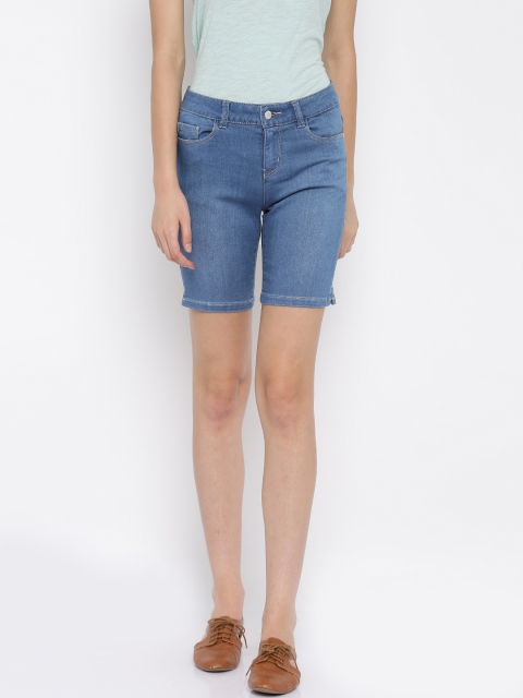

Vero Moda Women Blue Solid Regular Fit Denim Shorts