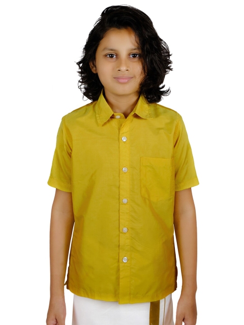 

Sethukrishna Boys Yellow Standard Casual Shirt