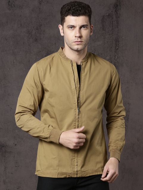 

RDSTR Men Khaki Regular Fit Solid Casual Shirt with Printed Back