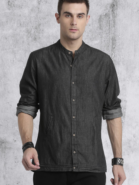 

Roadster Black Solid Casual Shirt