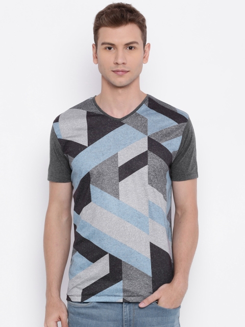 

Voi Jeans Men Grey Printed T-Shirt