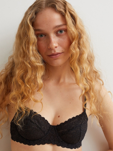 

H&M Black & White 2-Pack Non-Padded Underwired Lace Bras 1049333001