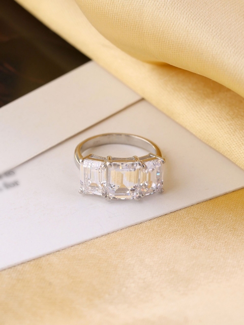 

Hiara Jewels 925 Sterling Silver Rhodium-Plated White CZ-Studded Finger Ring
