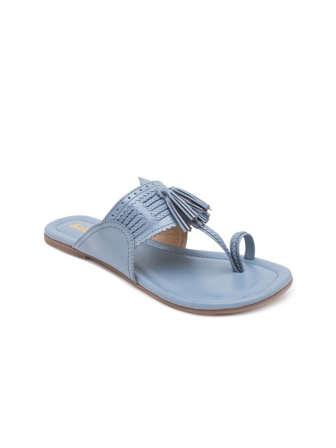 

Holii Women Blue Ethnic One Toe Flats