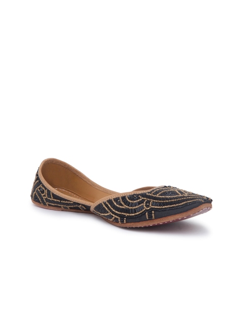 

Holii Women Black Printed Leather Ethnic Mojaris with Buckles Flats