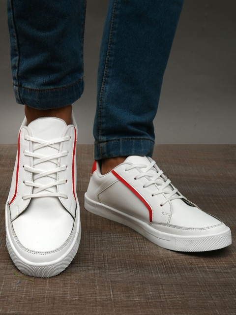 

Mast & Harbour Men White Casual Sneakers