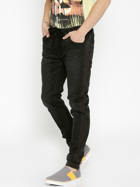 

Flying Machine Men Black Jogger Fit Stretchable Jeans