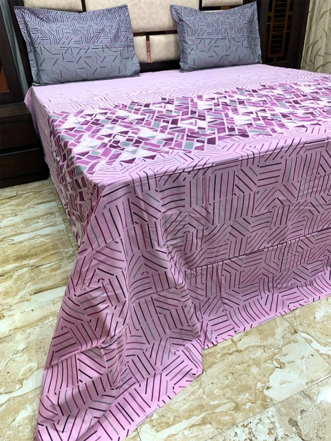 

Pure Decor Pink & White Royal Lifestyle 400 TC King Bedsheet with 2 Pillow Covers