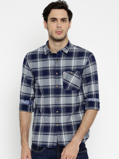 

Flying Machine Men Navy Checked Casual Shirt, Navy blue