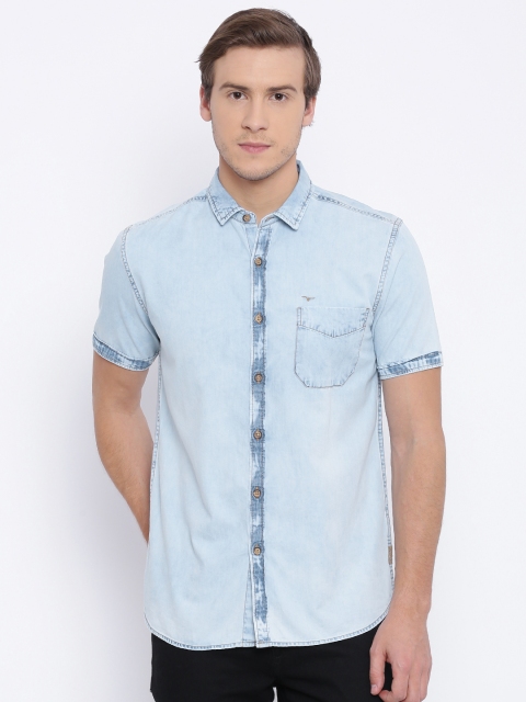 

Flying Machine Men Blue Faded Casual Denim Shirt
