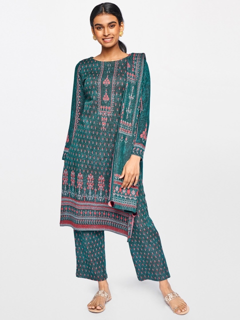 

Global Desi Women Green & Pink Printed Kurta with Pyjamas