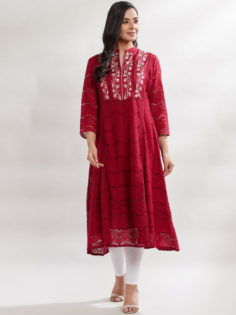 

Lakshita Women Red Floral Embroidered Kurta