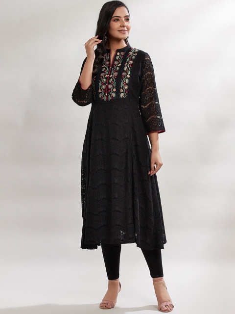 

Lakshita Women Black Floral Embroidered Kurta