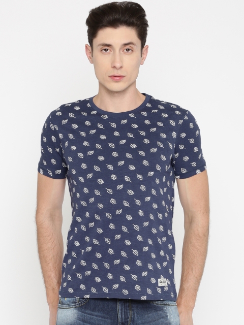 

Flying Machine Men Navy & White Printed Round Neck T-shirt, Navy blue