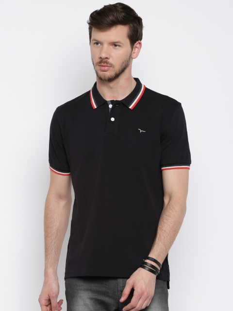 

Flying Machine Men Black Solid Polo Collar T-shirt, Na