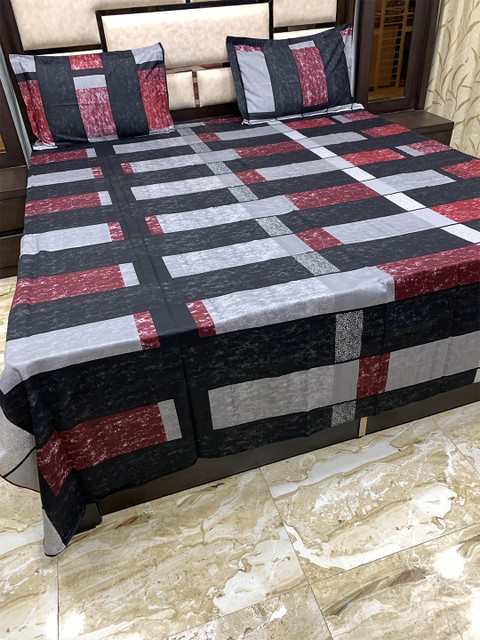

Pure Decor Black & Red 400 TC Queen Geometric Cotton Bedsheet with 2 Pillow Covers