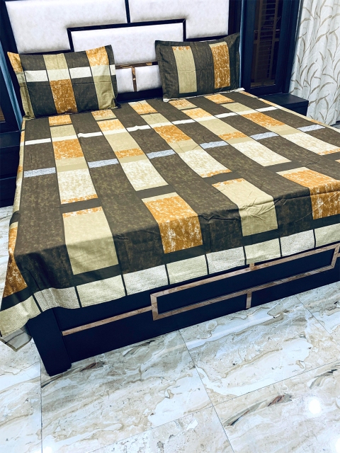 

Pure Decor Brown & Orange Geometric 400 TC Queen Bedsheet with 2 Pillow Covers