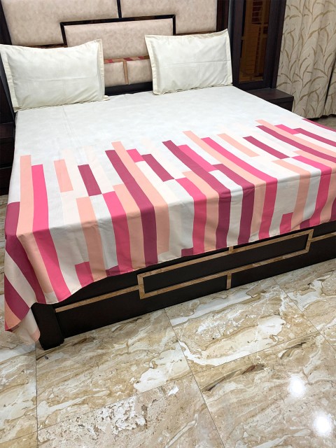 

Pure Decor White & Peach-Coloured Geometric 300 TC Queen Pure Cotton Bedsheet with 2 Pillow Covers