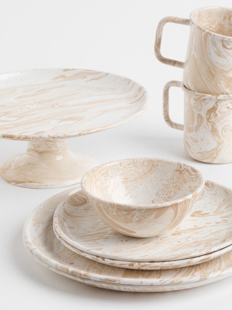 

H&M Beige Metal Plate