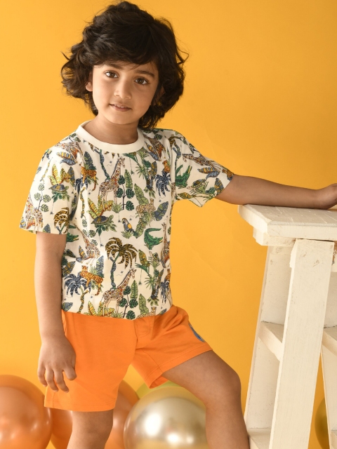 

Anthrilo Boys White Printed T-shirt with Shorts