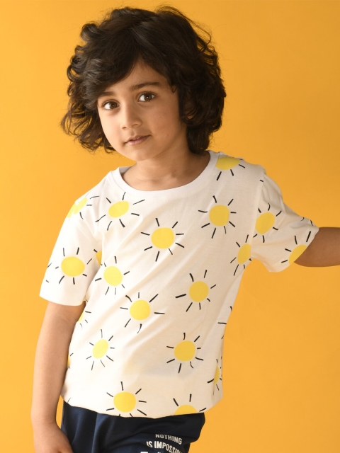 

Anthrilo Boys White Printed T-shirt with Shorts